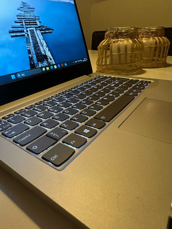 Lenovo Ideapad S340, 3.70 GHz, 8 GB ram