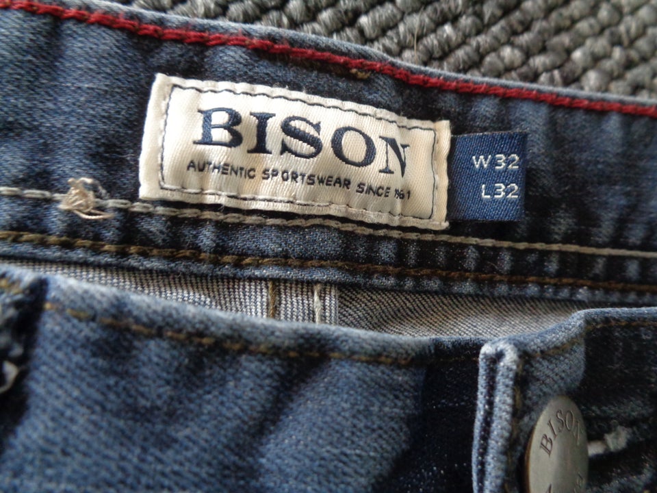 Jeans, Bison, str. 32