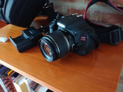Canon, 600D, spejlrefleks, 18 megapixels, 18-55mm x optisk zoom, Perfekt, Næsten hel ny og brugerven