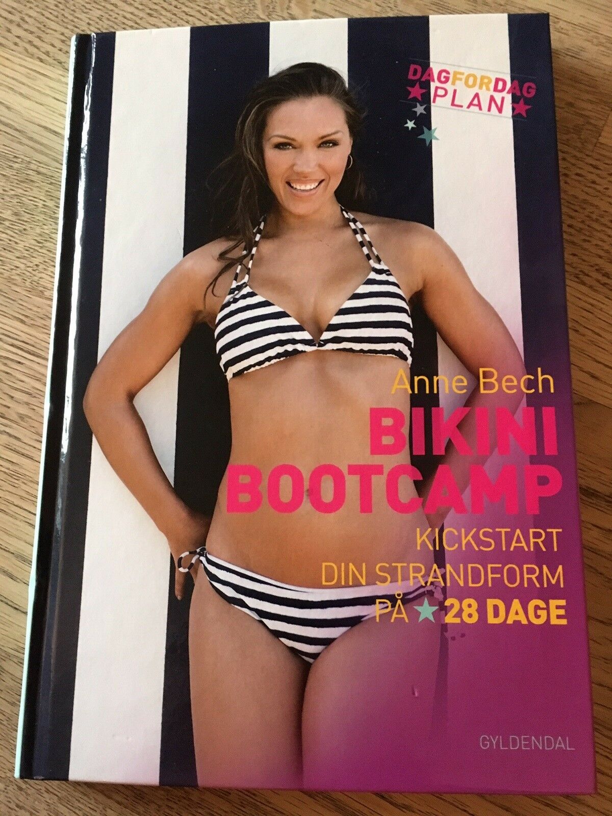 mens fortov tredobbelt Bikini bootcamp - kickstart din - dba.dk - Køb og Salg af Nyt og Brugt