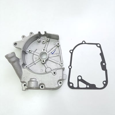 NY! Motordæksel (Højre) OEM + Pakning, NY! Motordæksel (Højre) OEM / Svinghjulsdæksel + Pakning


**