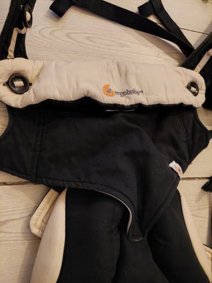 Bæresele, Ergobaby Omni 360 bæresele, Ergobaby omni 360, Ældre bæresele fra Ergobaby omni 360. Virke