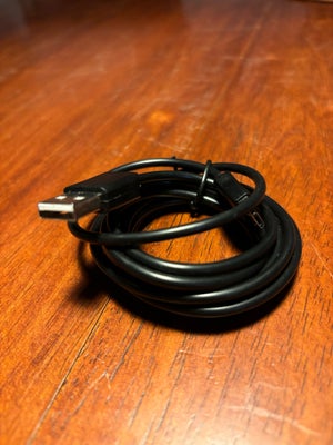 Andet, Mikro USB, 2m m., Lade og synkroniseringskabel. 2 meter kabel. Helt nyt. 