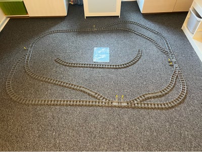 Lego City, Rc Tog skinner, Lego city kæmpe togbane på 200x155 cm. som den er lavet på billederne. Me
