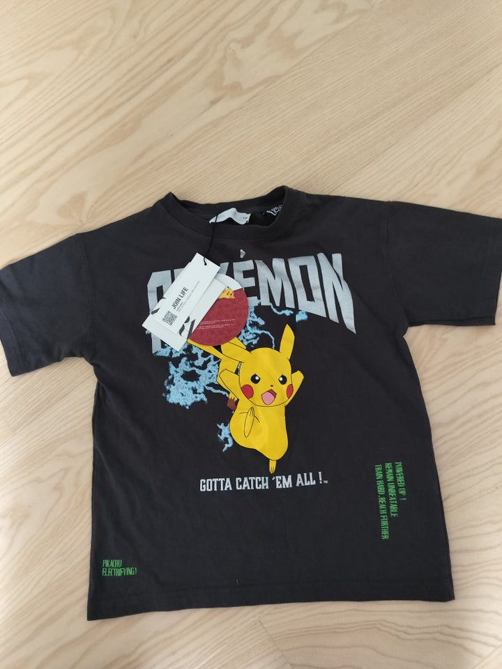 T-shirt, T shirt Pokemon , Zara