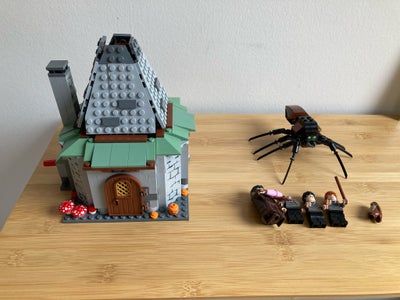 Lego Harry Potter, Lego Harry Potter Hagrids hytte 4738.

Desværre mangler hovedet på Hermione

Skal