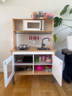Køkken, Legekøkken, Ikea, Ikeakøkken inklusiv mad og service. Se billeder. 
