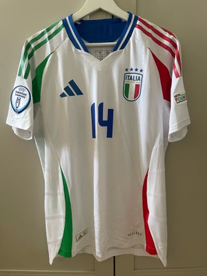 Fodboldtrøje, Italien away 2024 EM, Adidas, str. M, Italien away 2024 - Player edition

Str. M

Orig