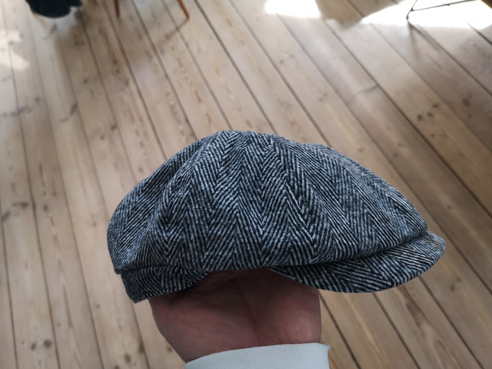 Hat, Ingen, str. 56 - 58cm