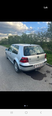 VW Golf IV, 2,0 Trendline, Benzin, 2003, km 176000, sølvmetal, træk, nysynet, ABS, airbag, alarm, 3-