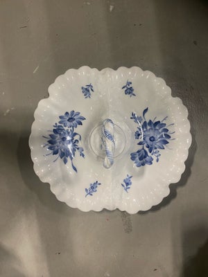 Porcelæn, Caparatfad, Royal Copenhagen, Sjælden  blå blomst caparet fad  før 1923 fin stand 1/sorter