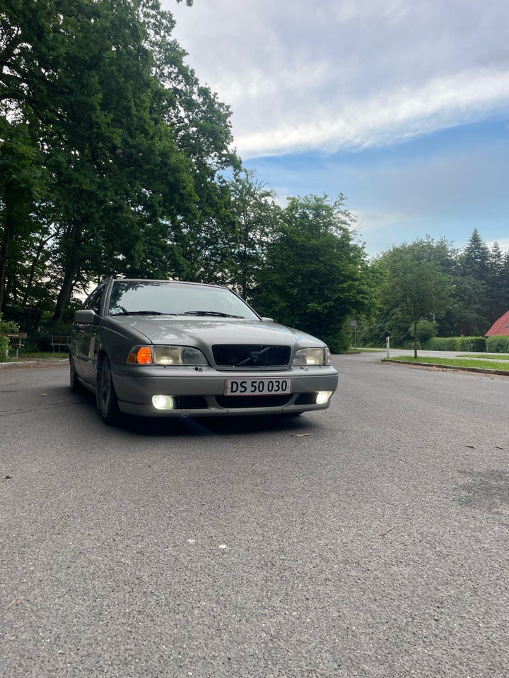 Volvo V70, 2,5 T, Benzin