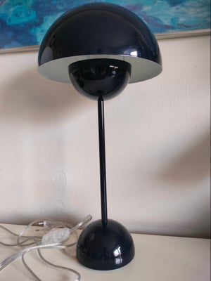 Verner Panton, VP3 Flowerpot - Black blue, bordlampe, Flowerpot VP3 bordlampe i udgået farve - Black