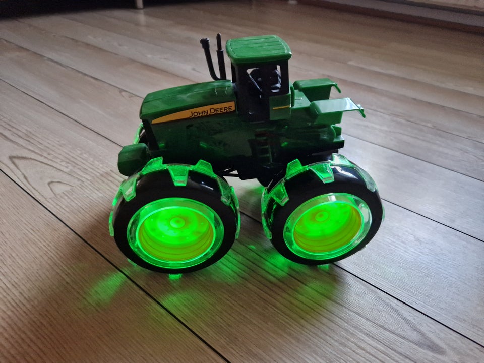 Traktor, John Deere