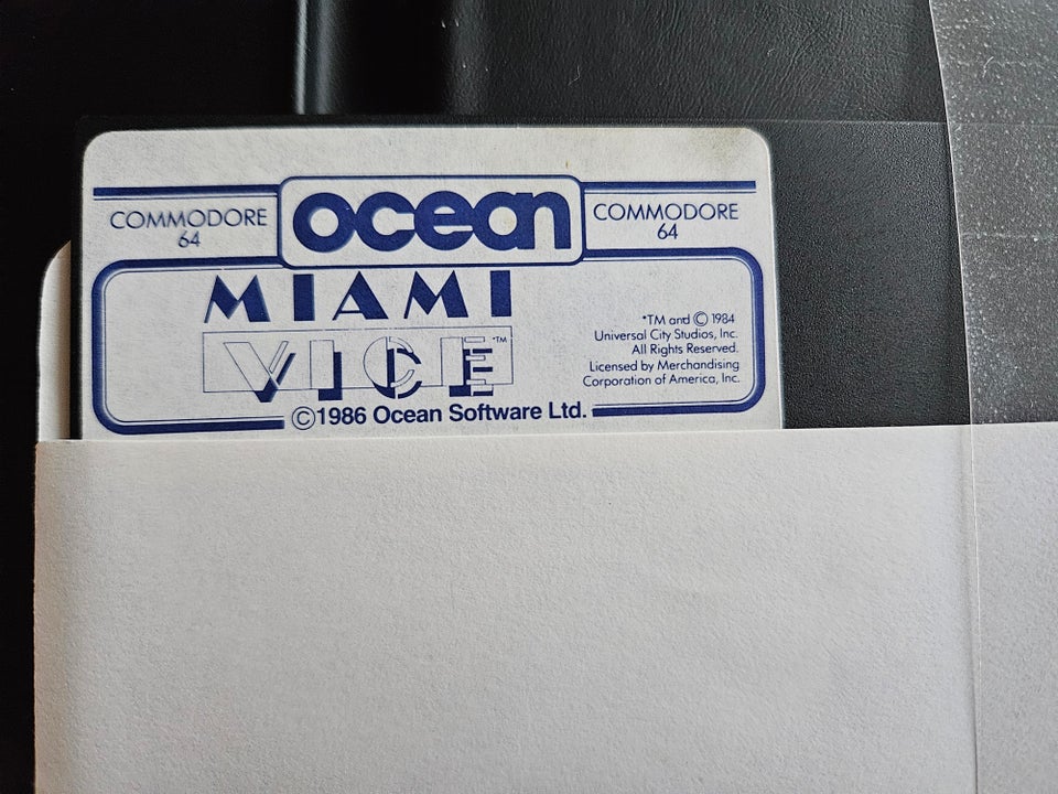 MIAMI VICE, Commodore 64 DISK / C128D