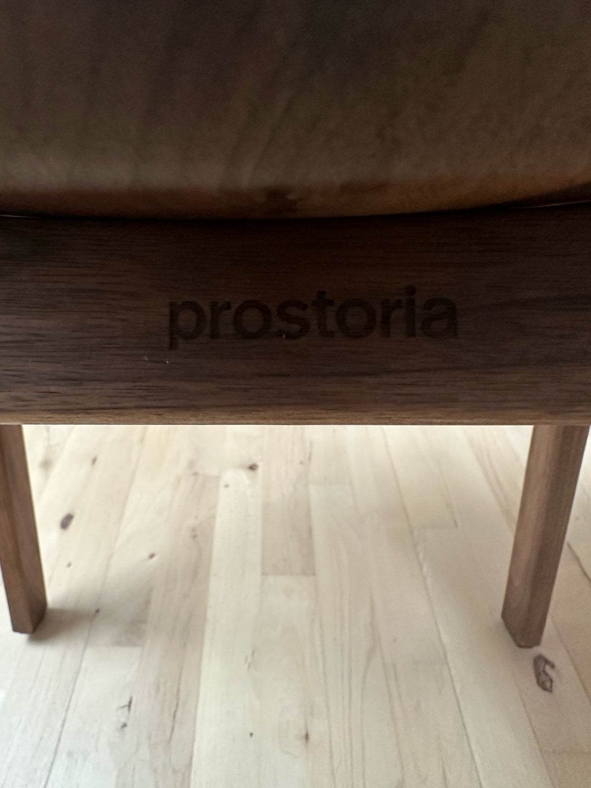 Spisebordsstol, Valnød , Prostoria Rhomb Chair
