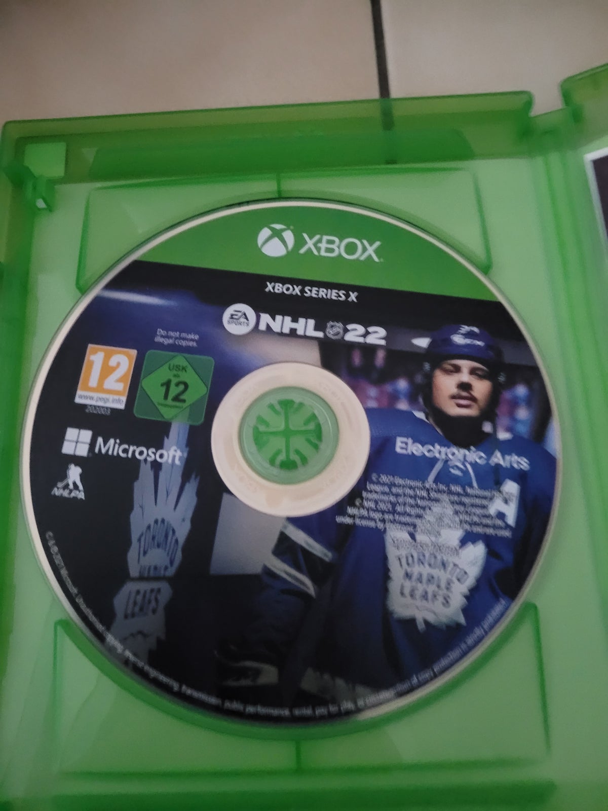 FIFA 23/FIFA22/NHL22, Xbox Series X, sport