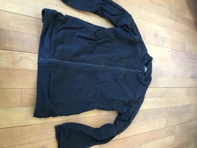 Trøje, Zip trøje, Hummel, str. 140, Flot og enkel zip trøje fra HUMMEL i sort, som er næsten ny:-)

