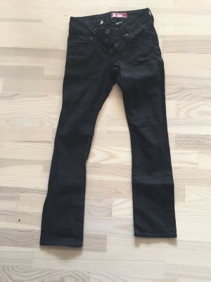 Fit sqin 2025 jeans h m