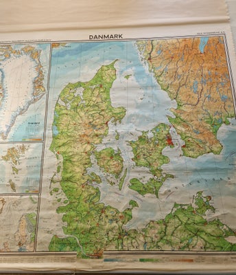 Skolekort, motiv: Danmark, b: 210 h: 195, Stort gammelt skolekort landkort over Danmark. Har en skad
