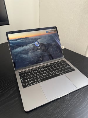 MacBook Pro, 13", 2019, 1,4 GHz, 8 GB ram, 128 GB harddisk, Perfekt, Til salg: MacBook Pro (2019) - 