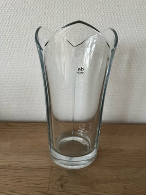 Vase, Glas vase, Erik Bagger, Flot glasvase fra Erik Bagger Denmark. 

I rigtig fin stand uden skår.