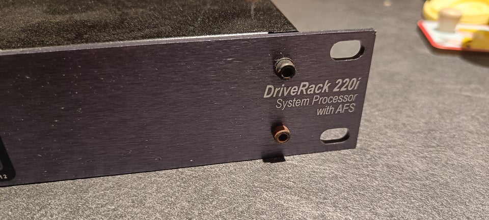 System Processer, Dbx DriveRack 220i