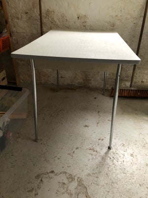Køkkenbord, Bord med laminat bordplade og stålben.
Bordbenene kan afmonteres. 
Bredde 69 cm, længde 