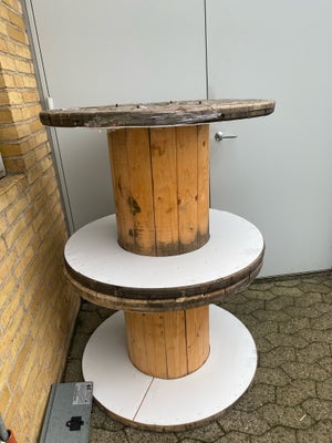 Kabeltromle, 2 stk kabeltromle 63 cm høje 90 cm i diameter afhentes i Brøndby mandag - torsdag melle