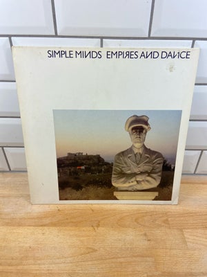 LP, Simple Minds, Empires And Dance, VG+
OBS Cover = VG
EU 1982 Press