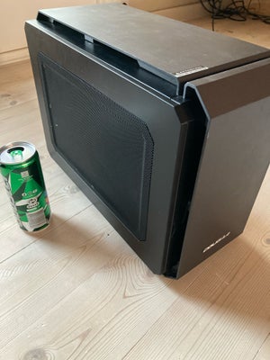 Selvbyg, AMD + Nvidia gaming pc.

Super-lille pc, som min søn kunne have med i en taske til lan med 