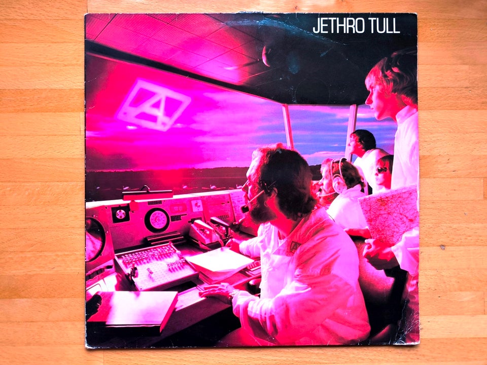 LP, Jethro Tull