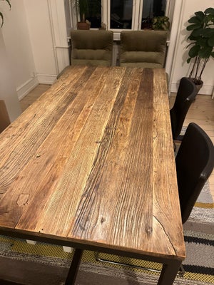 Spisebord, Træ/metal, Ilva, b: 90 l: 140, Sælges pga flytning. Vintage og rustikt plankebord fra ILV