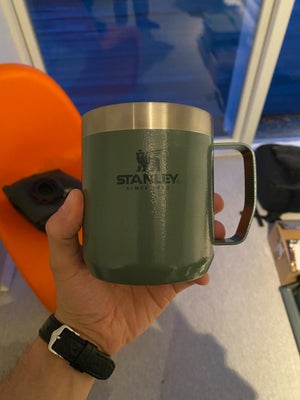 Stanley Legendary Camp Mug, Stanley Legendary Camp Mug/termokop/kaffekop

Fremstillet i 18/8 rustfri