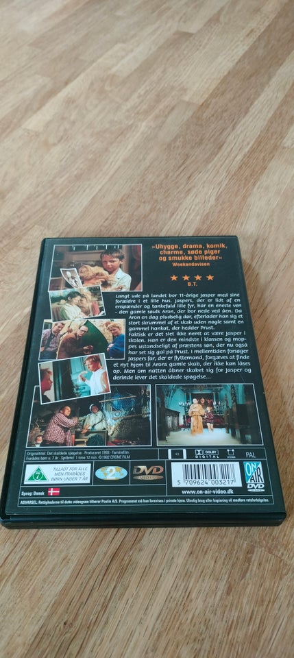 Det Skaldede Spøgelse, instruktør Brita Wielopolska, DVD