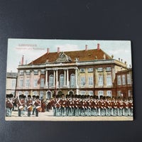 Postkort, København.Vagtparaden paa Amalienborg.