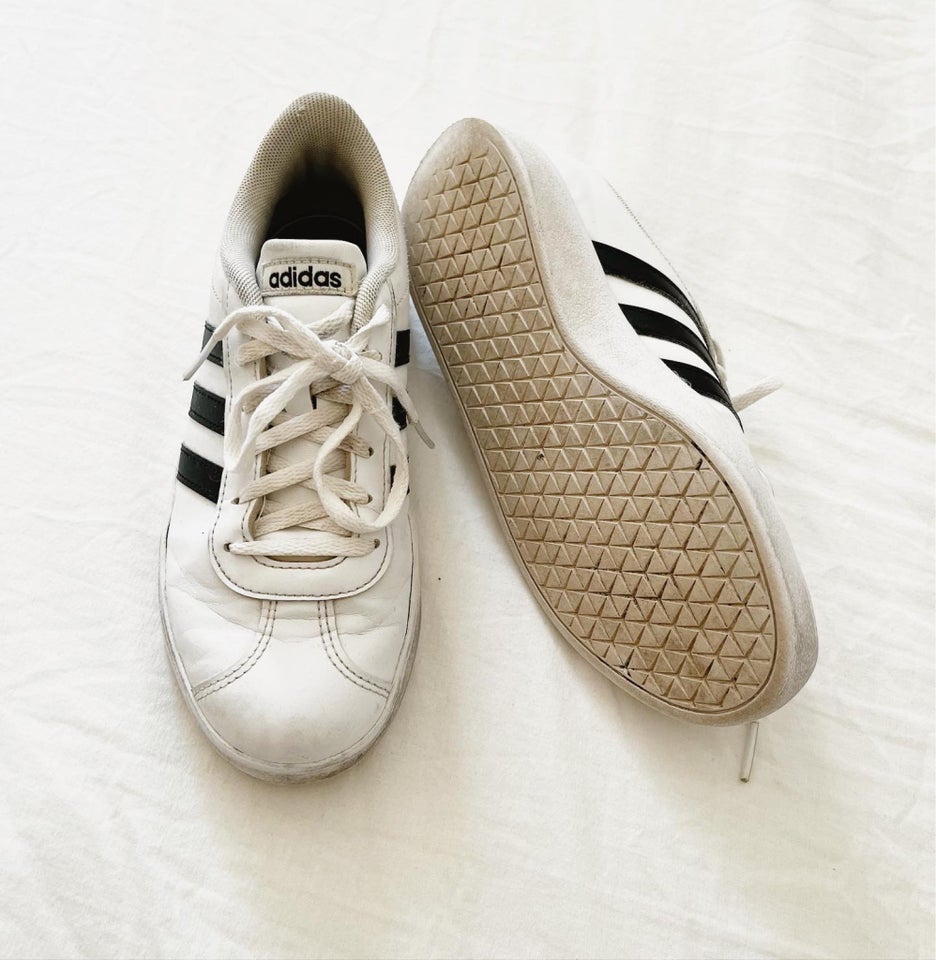 Sneakers, str. 36, Adidas