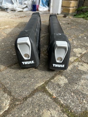 Tagboks, Thule snowpack medium Black, Ikke brugt meget

Nypris 1999

Sort model med plads til 4 par 