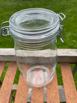Glas, Sylteglas med patentlukning, Sylteglas med patentlukning. Rummer 11/2 liter. Sender gerne. 