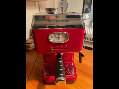 Espresso Maskine, Russel Hobbs, Retro Kaffemaskine. Næsten helt ny.  Har lavet 3 kopper kaffe.  Afhe