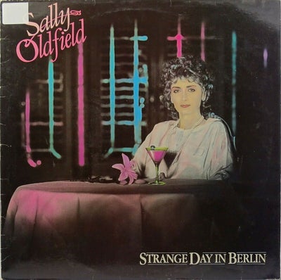 LP, Sally Oldfield, Strange Day In Berlin – dba.dk – Køb og Salg