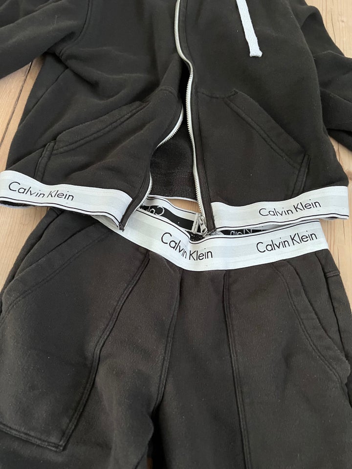 Fritidssæt, Se foto, Calvin Klein