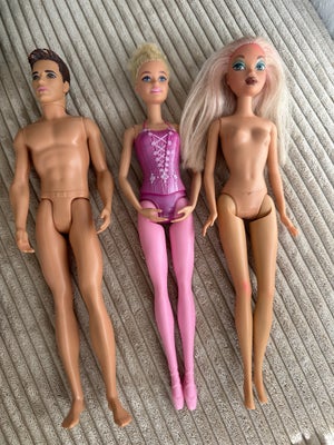 Barbie,  Barbie Bratz dukke, 3 Barbie dukker
1 Hasbro Mulan Disney dukke
1 Bratz drenge dukke

God m