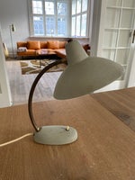 Anden bordlampe, Lille grå bordlampe fra 1950'erne