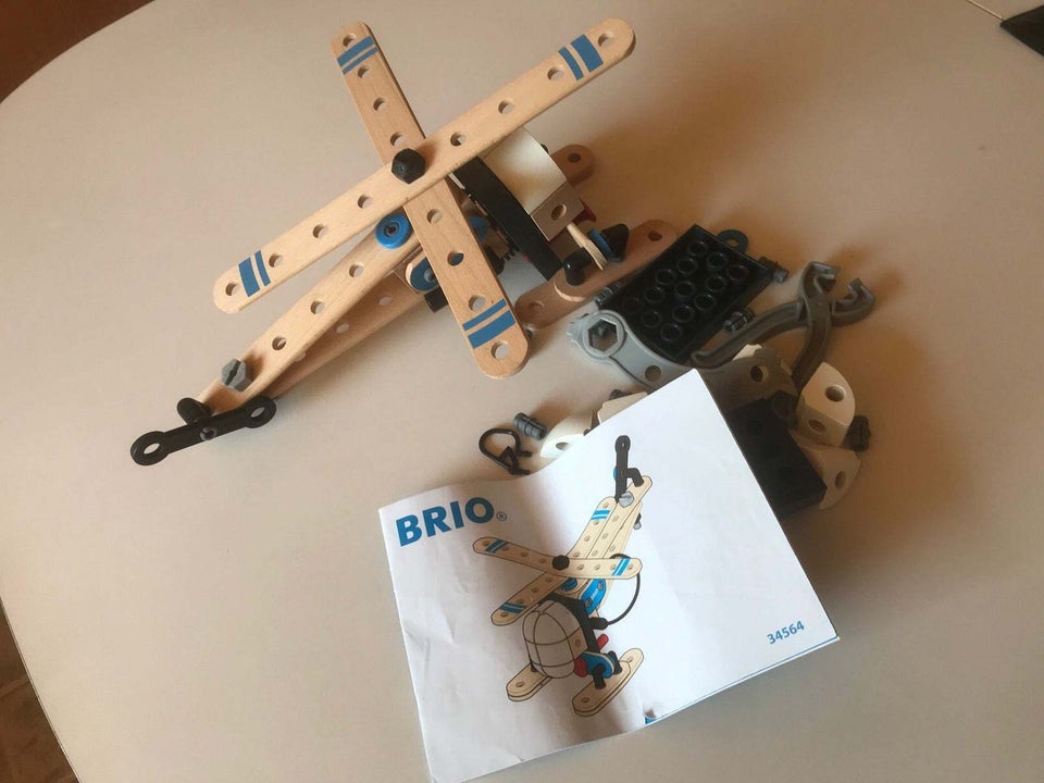 BRIO helikopter