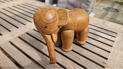 Træfigurer, Gammel Kay Bojesen elefant stemplet kay bojesen på den ene fod og DANMARK på den anden f