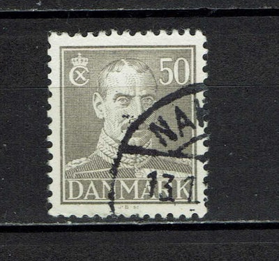 Danmark, stemplet, VARIANT ( 4201 ), DANMARK. AFA 289y. Plet ved mundvig. Stemplet. ( 4201 )
Chr. X.
