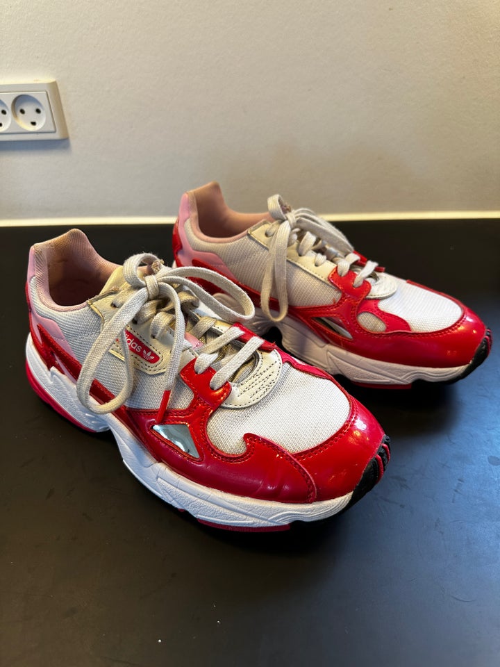 Sneakers, str. 41,5, Adidas Falcon