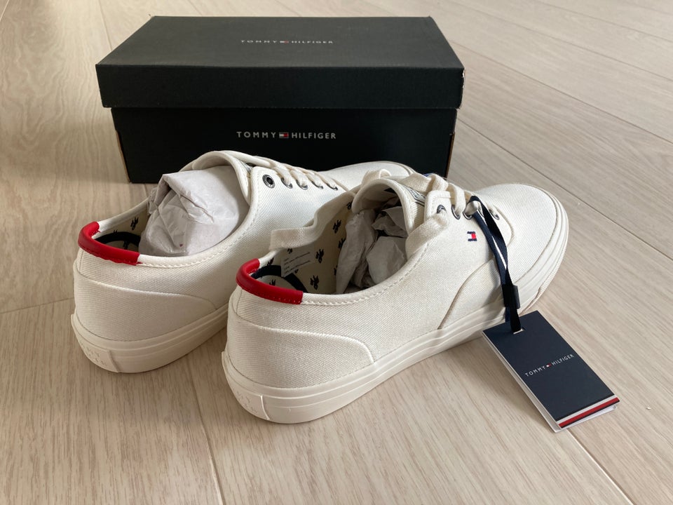 Sneakers, Tommy Hilfiger , str. 43