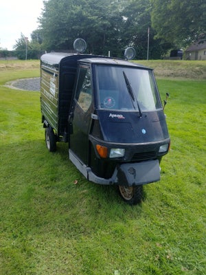 Piaggio Ape 50, 2001, RESERVERET 

45 tuk til salg
Registreringsattest kan fremsøges hos skat.
Har v